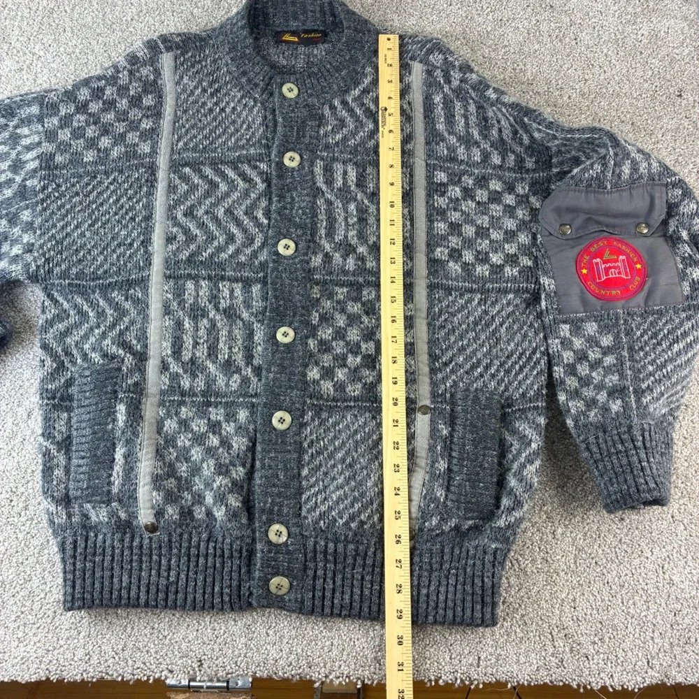 Mens Fashion Italy Knit Cardigan‎ Gray Novelty Pattern Country Club Patch